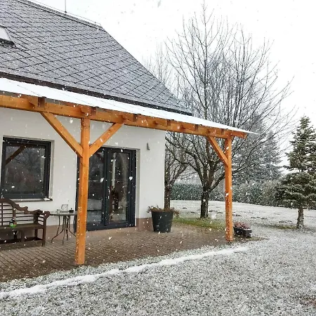Spacious With Swimming Pool Nemojov