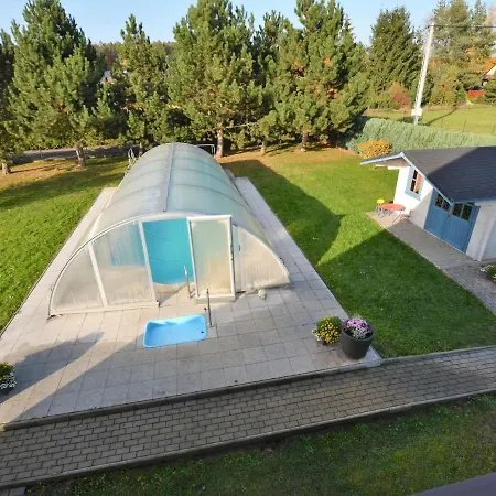 Spacious With Swimming Pool
