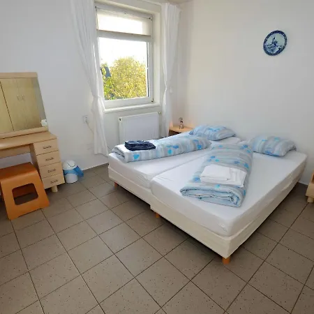 וילה Spacious With Swimming Pool *