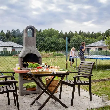 فيلة Spacious With Swimming Pool Nemojov