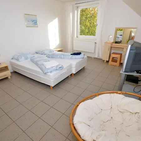 וילה Spacious With Swimming Pool Nemojov